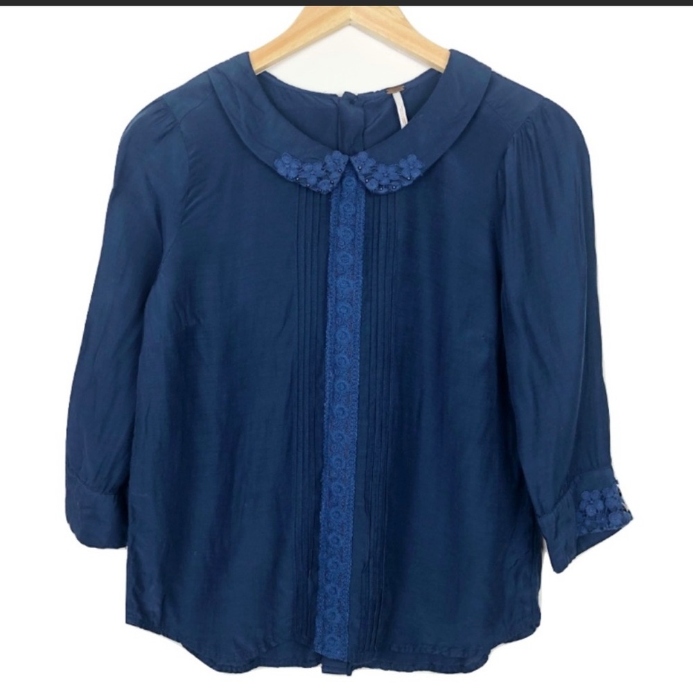 FreePeople PeterPan Collar‎ Navy Blouse